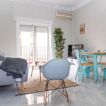 Apartamento Melina Arlu - Barrio La Victoria Malaga Exterior photo