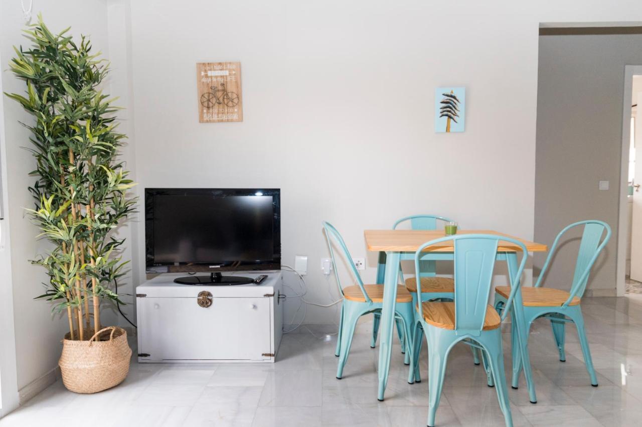 Apartamento Melina Arlu - Barrio La Victoria Malaga Exterior photo